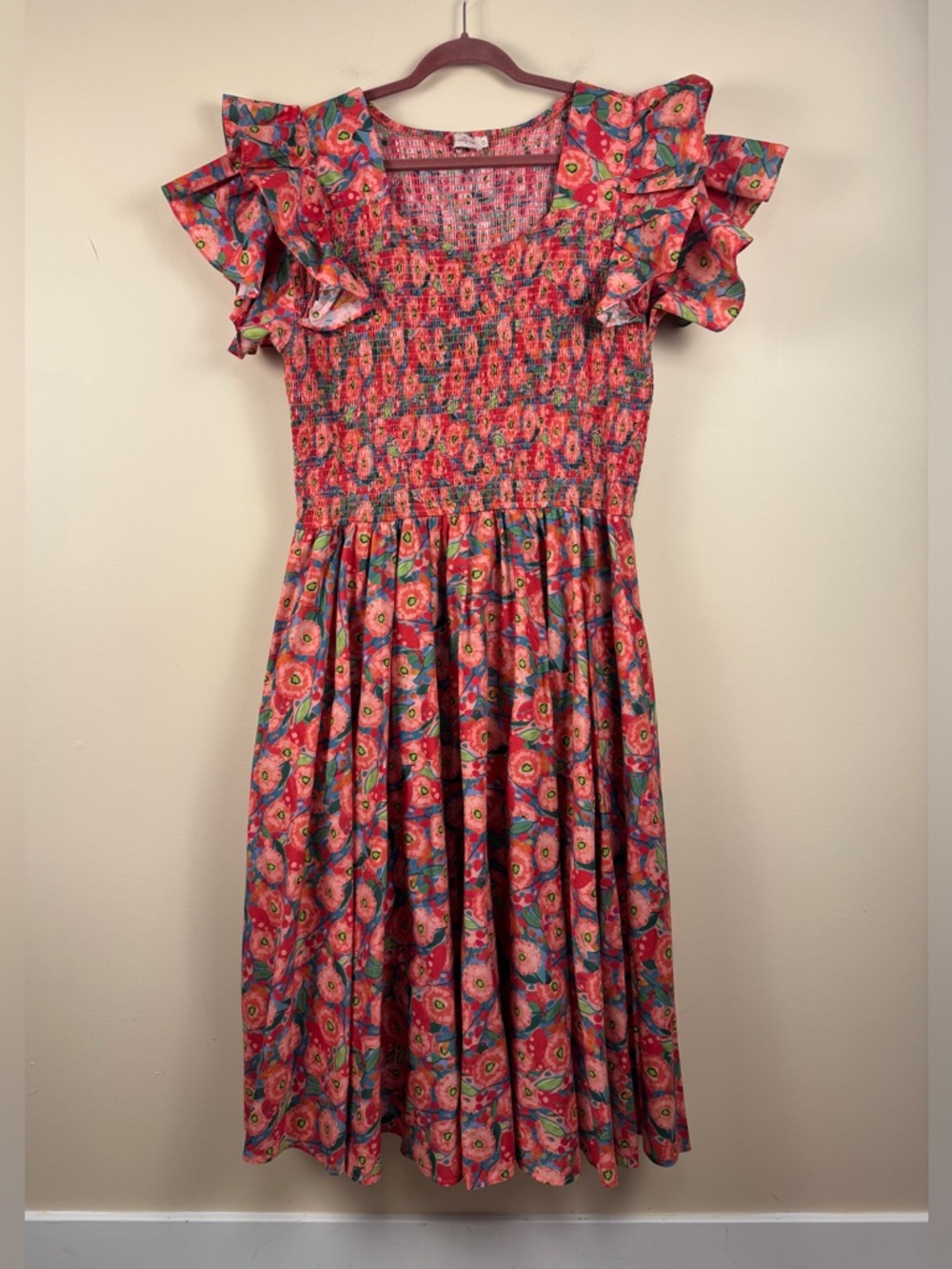 Ivy City Co Hattie Flutter Sleeve Dress in Poppy